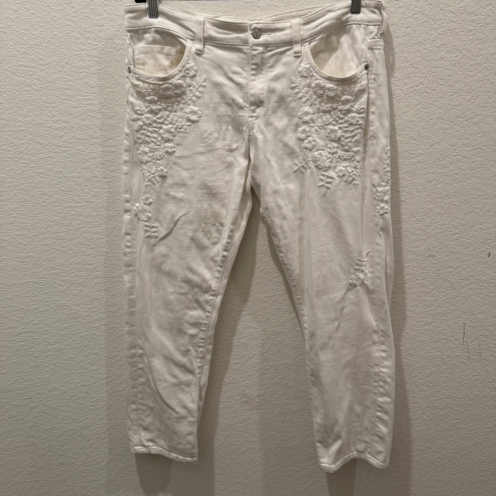Pilcro and the Letterpress Hyphen White Floral Embroidered Cropped Jeans Size 32